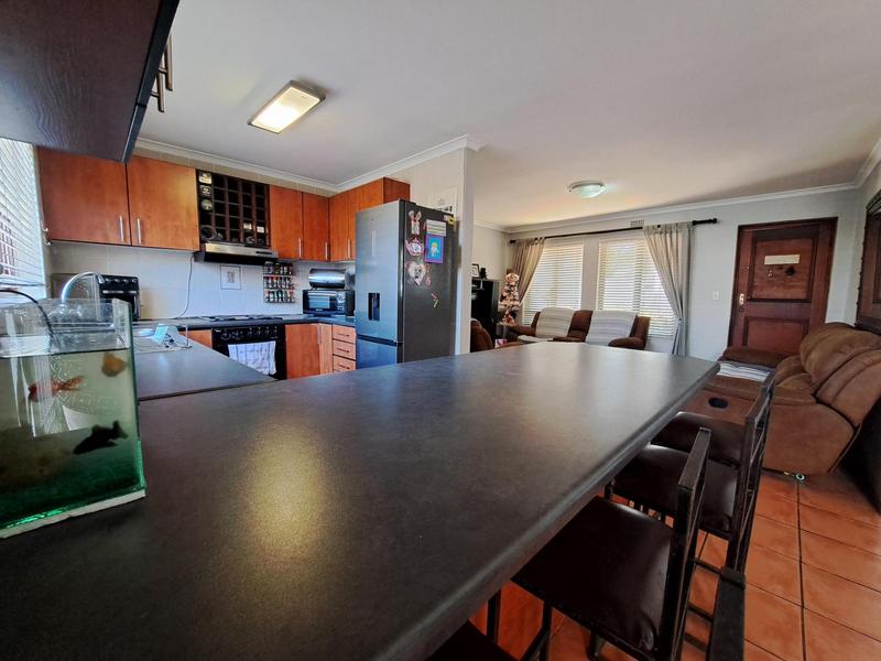 3 Bedroom Property for Sale in Vredekloof East Western Cape